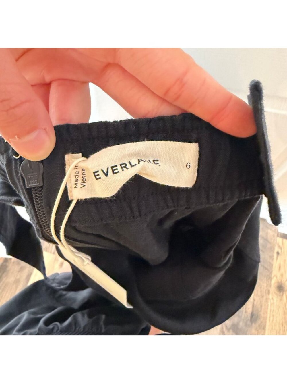Everlane The Linen Side-Button Jumpsuit Women's Size 6 in Black New With Tags! - Picture 3 of 6